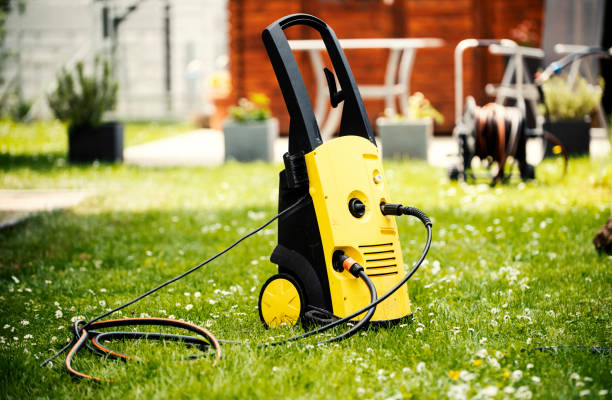 Best Animal Enclosure Cleaning  in , NV